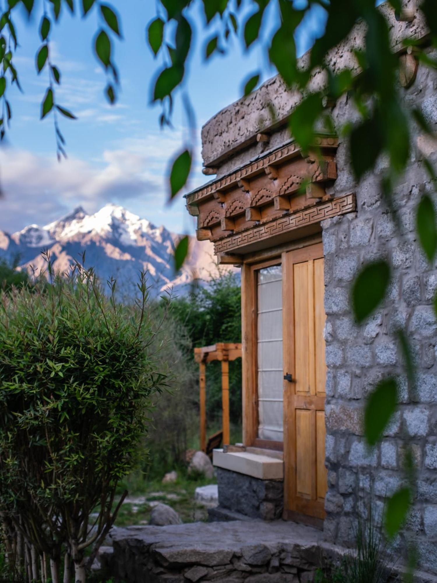 Lchang Nang Retreat-The House Of Trees-Nubra Valley Hotel Sumur Exterior photo